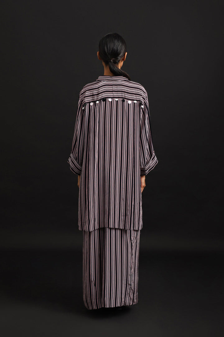 STRIPED EMBROIDERED SHIRT