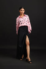 Load image into Gallery viewer, BLACK GATHERED SKIRT WITH POLKA SHIRT